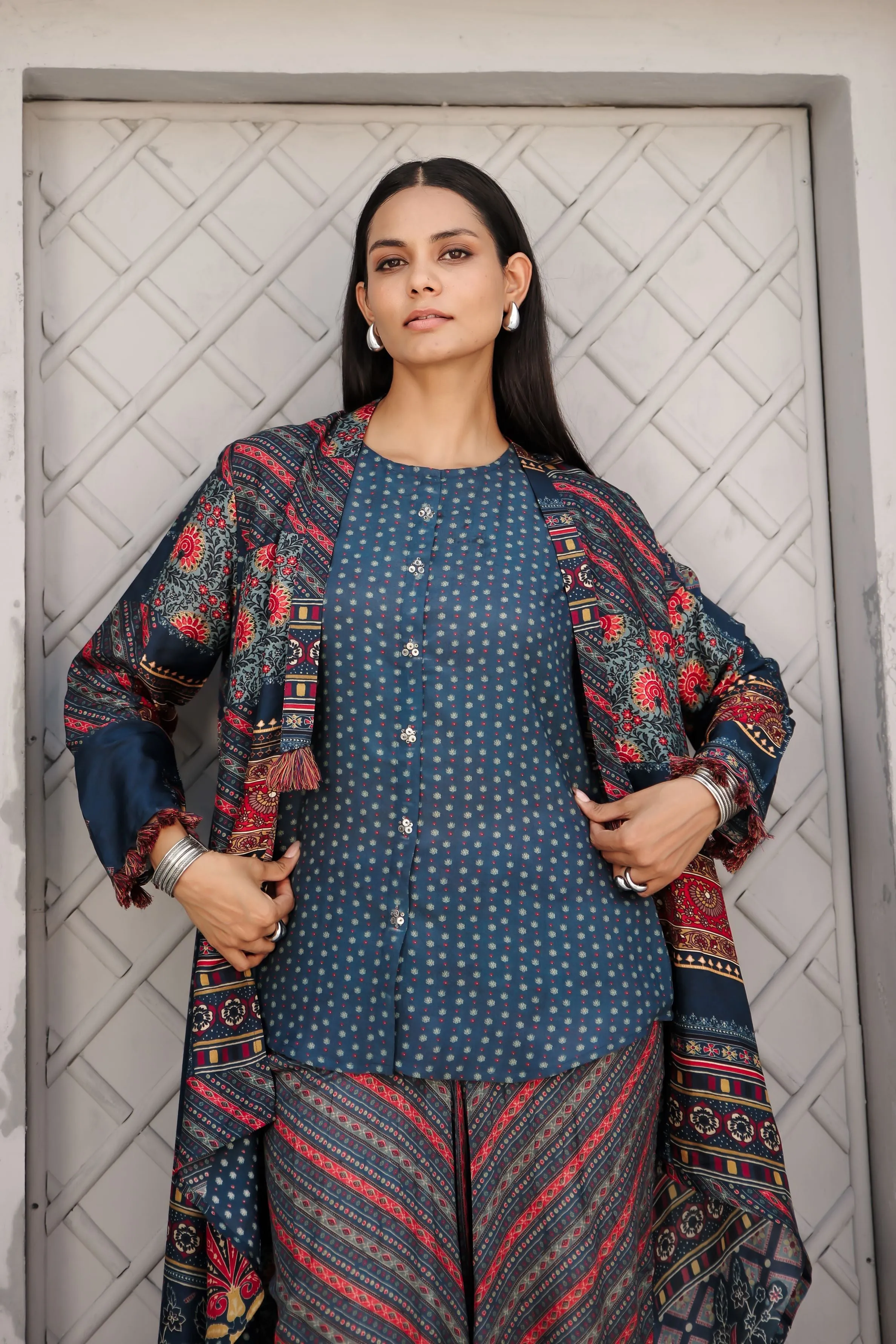 Blue Ethnic Printed Spanish Silk Cape Set