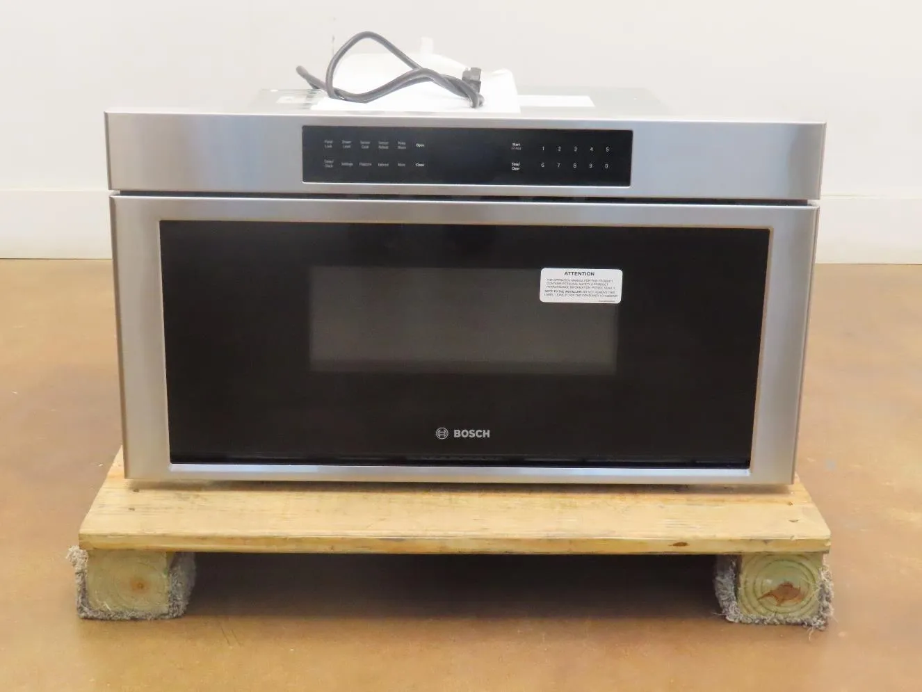 Bosch 800 Series HMD8053UC 30" 950 Watt Touch Control Microwave Drawer Pics