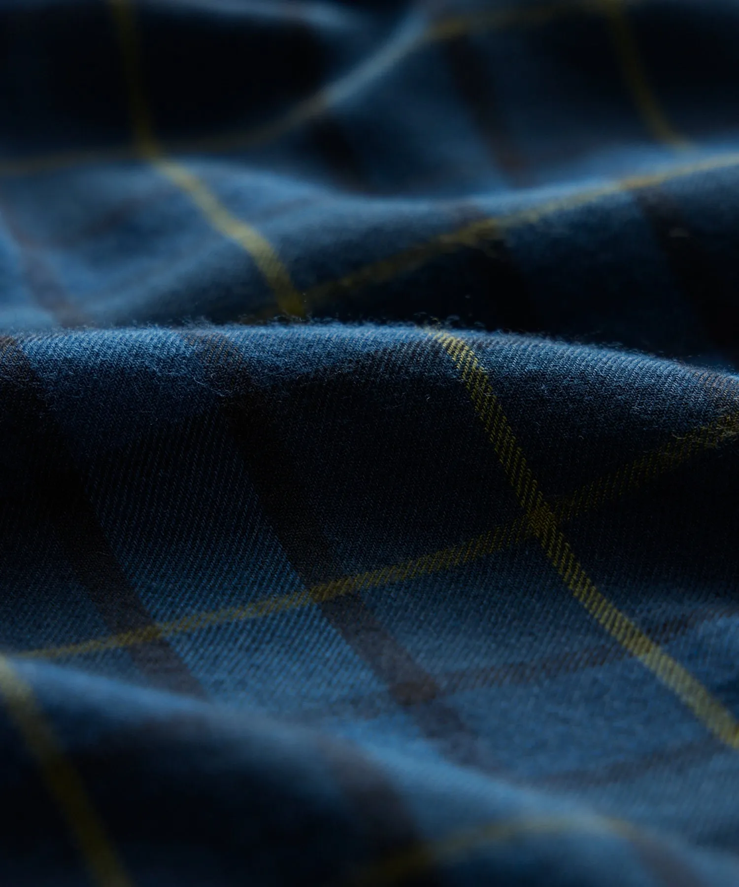 Lightweight Flannel Sport Shirt in Blue Plaid