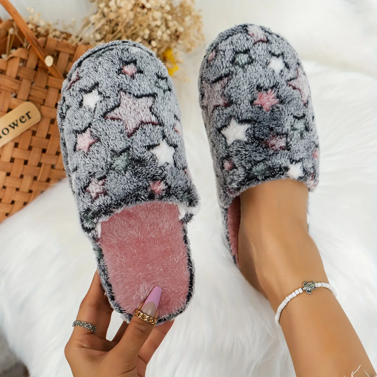 Starry Night Slippers - Ultra-Soft Plush Lining, Cozy Slip-On Design - Anti-Slip Indoor Lounging Shoes for Ultimate Comfort