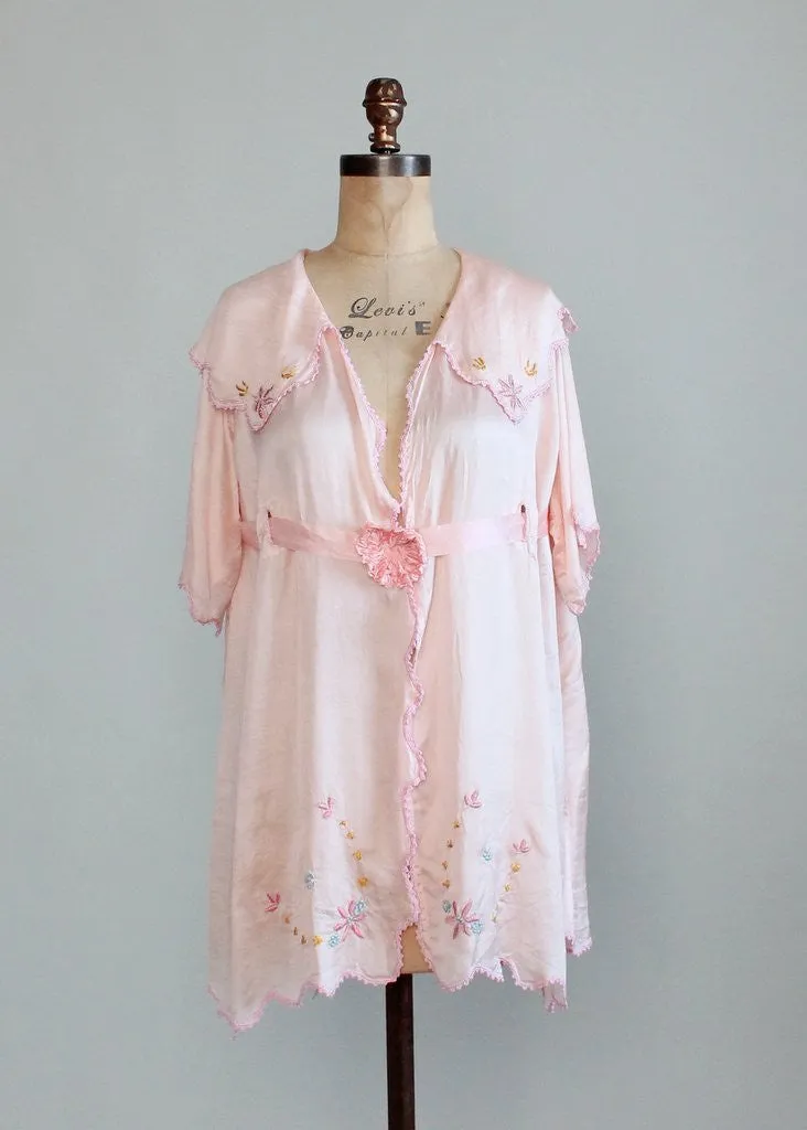 Vintage 1920s Embroidered Pink Silk Lounging Bed Jacket