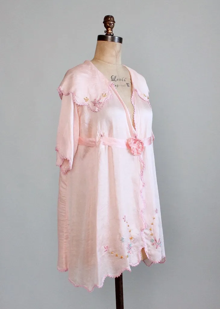 Vintage 1920s Embroidered Pink Silk Lounging Bed Jacket