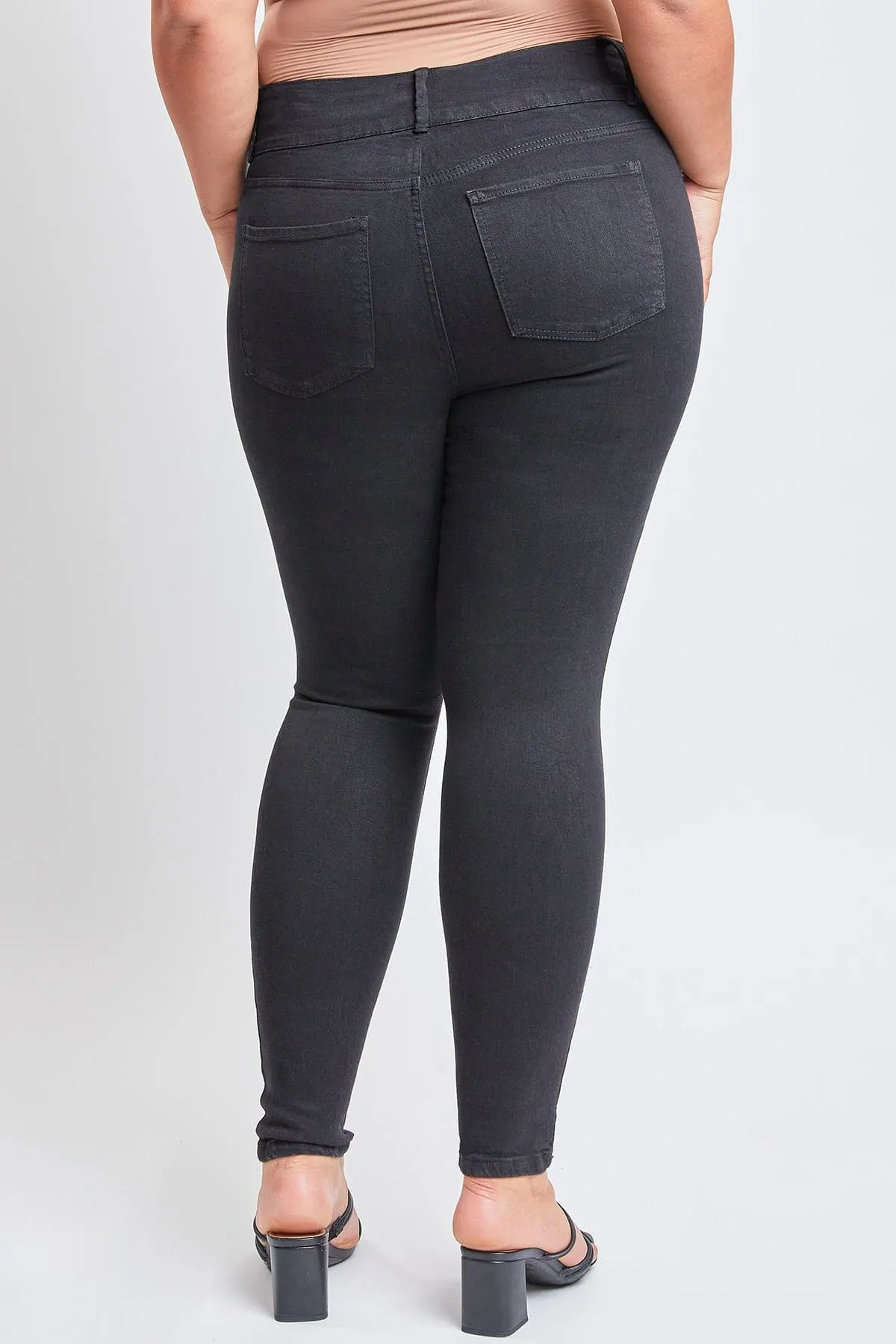 Women's Plus Essential Sustainable Skinny Jeans